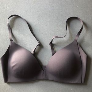 Lululemon bra 32B